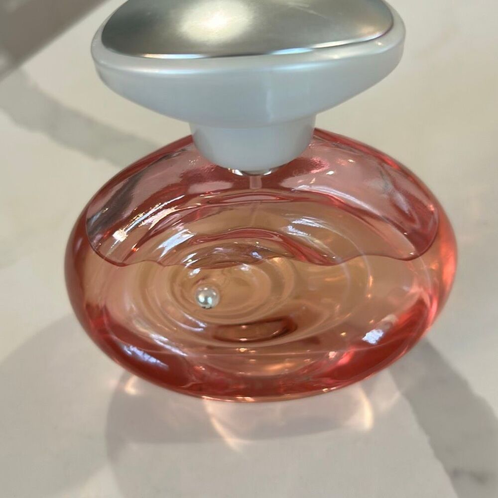 Tommy Bahama For Her Spray perfume 3.4 ounces
